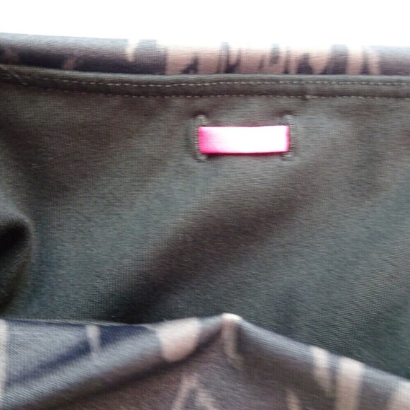 VICTORIA'S SECRET Knockout Leggings Stretch Active Yoga Work-Out Leopard Size XS - Picture 13 of 13